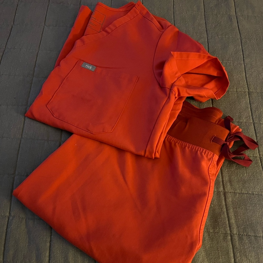 FIGS scrubs, top and bottom